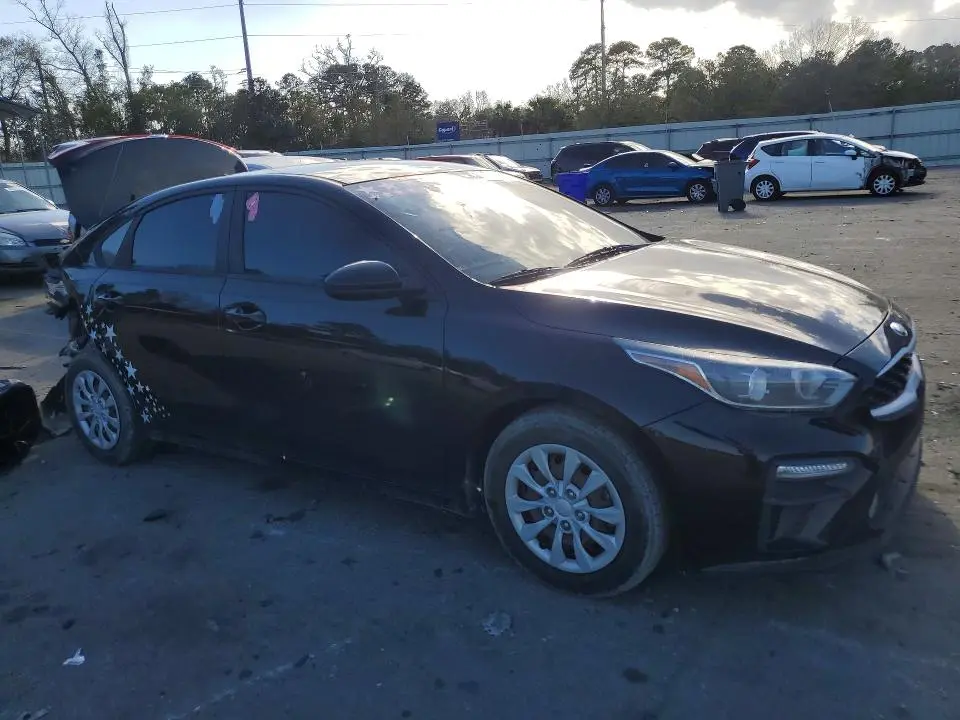 2021 KIA FORTE FE  