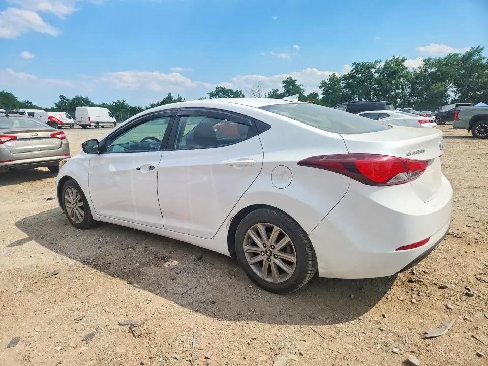 2016 HYUNDAI ELANTRA SE  