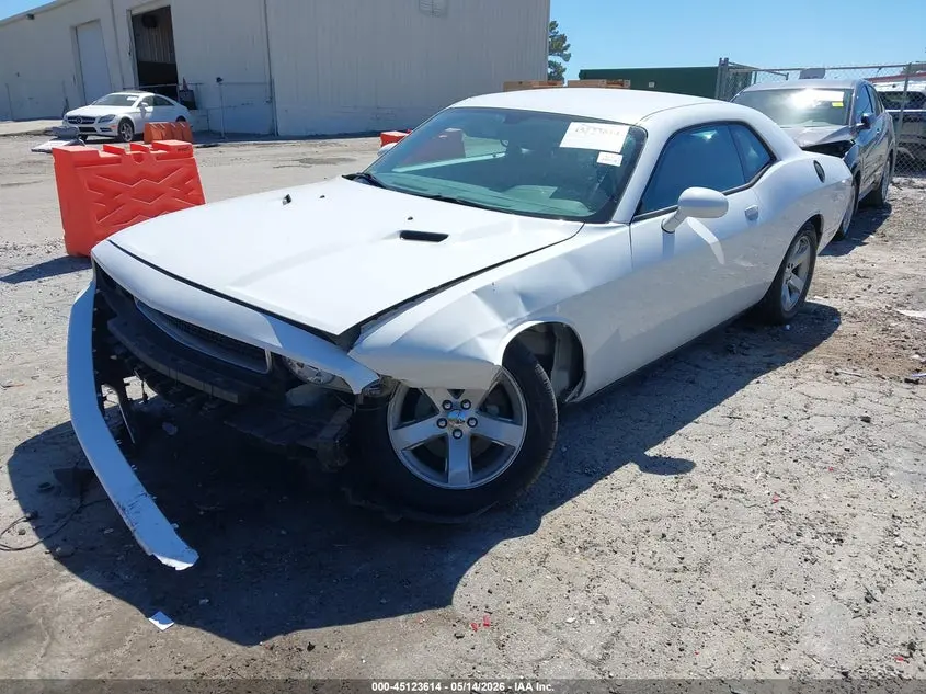 2014 DODGE CHALLENGER SXT