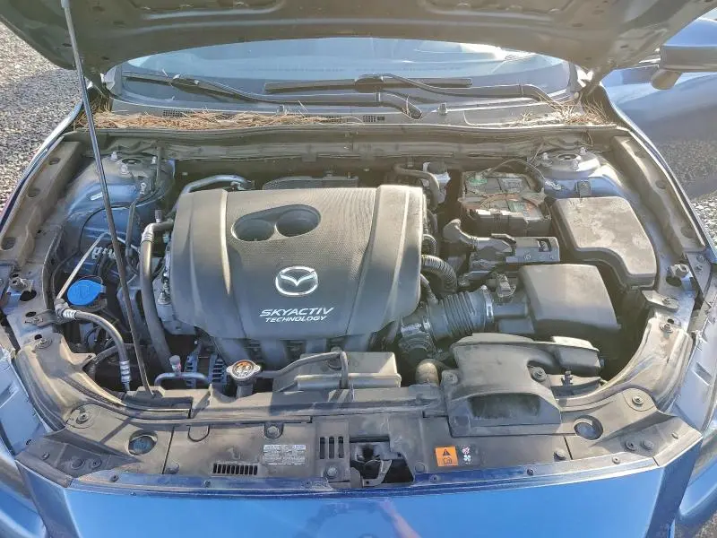 2018 MAZDA 3 TOURING  