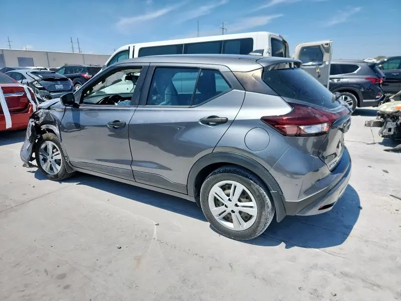 2021 NISSAN KICKS S  