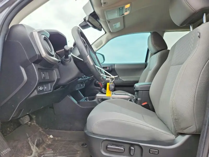 2022 TOYOTA TACOMA SR5 V6  