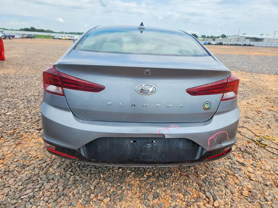 2019 HYUNDAI ELANTRA SEL  
