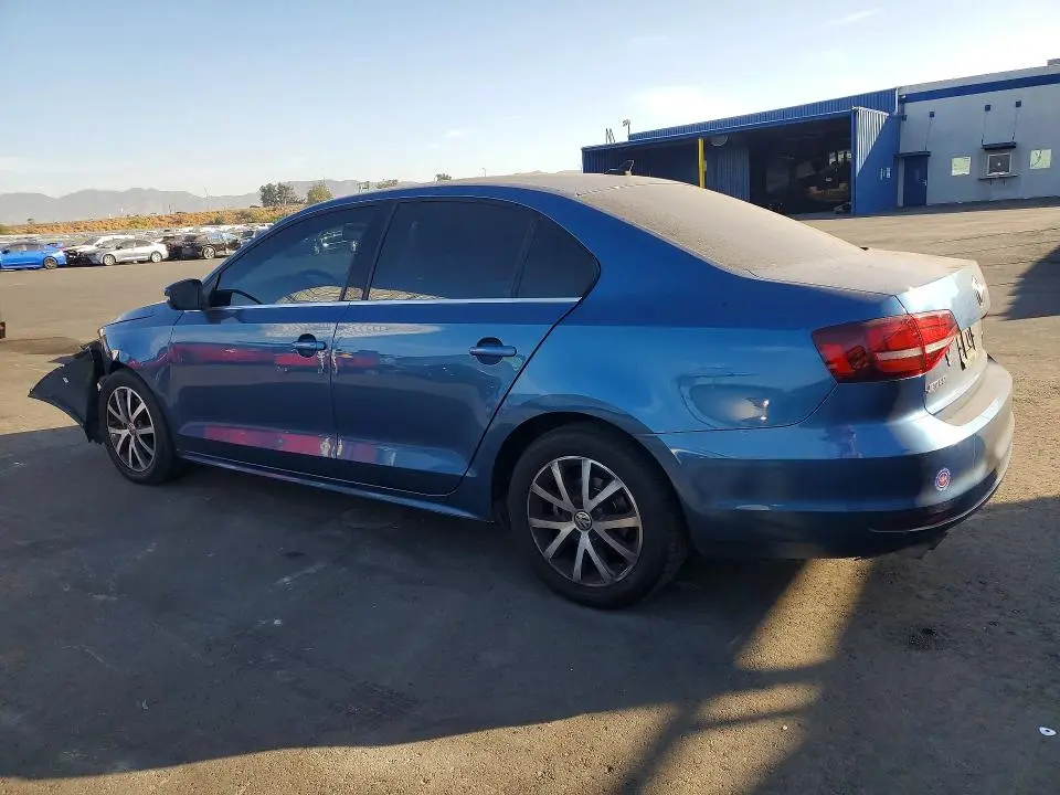 2017 VOLKSWAGEN JETTA SE  