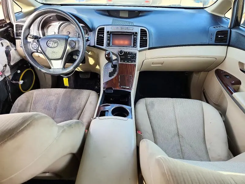 2013 TOYOTA VENZA LE  