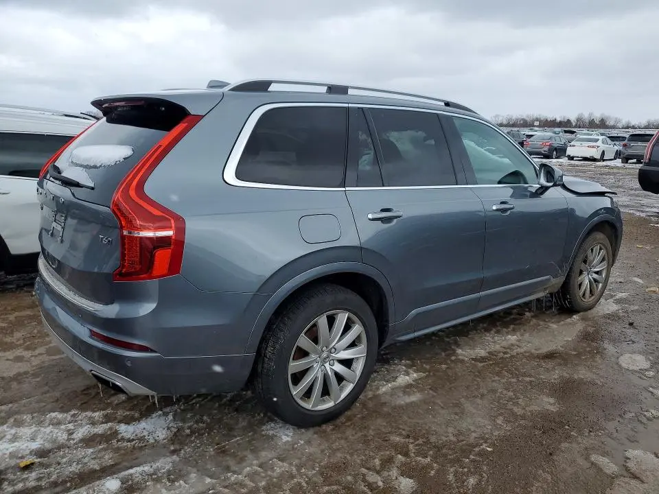 2016 VOLVO XC90 T6  