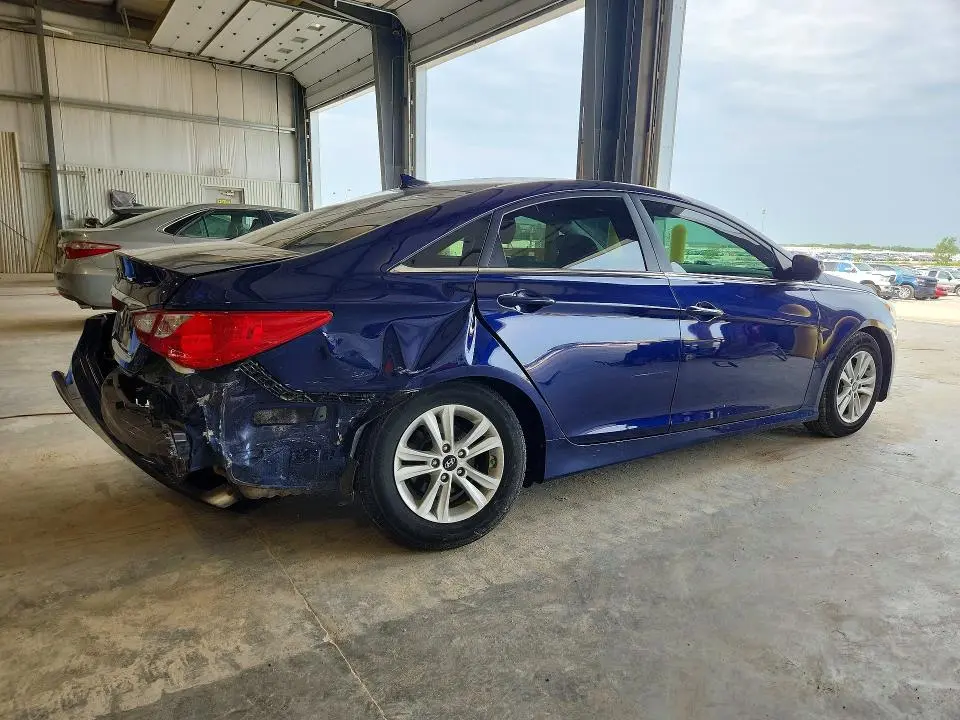 2014 HYUNDAI SONATA GLS  