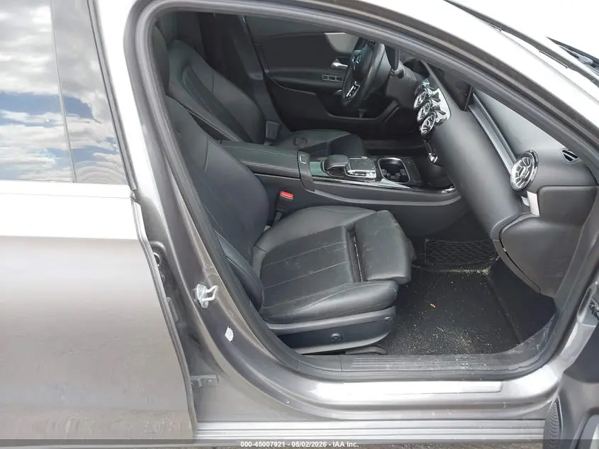 2019 MERCEDES-BENZ A 220 4MATIC