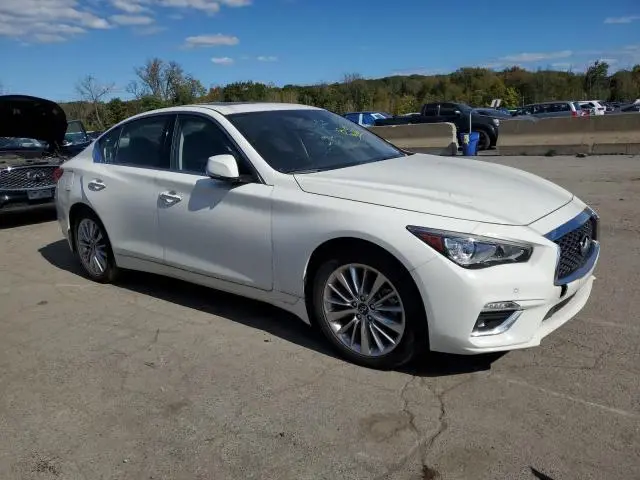 2021 INFINITI Q50 LUXE  