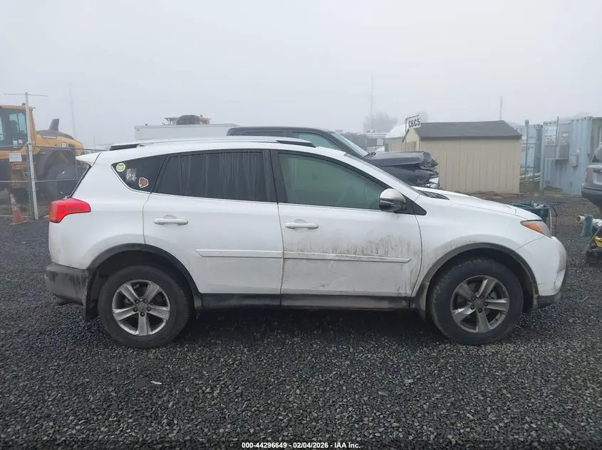 2013 TOYOTA RAV4 XLE