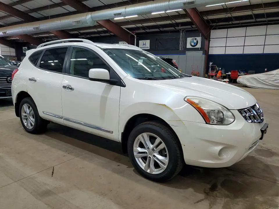 2013 NISSAN ROGUE S  