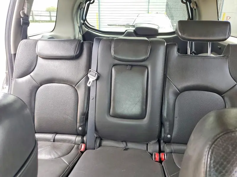 2011 NISSAN PATHFINDER S  