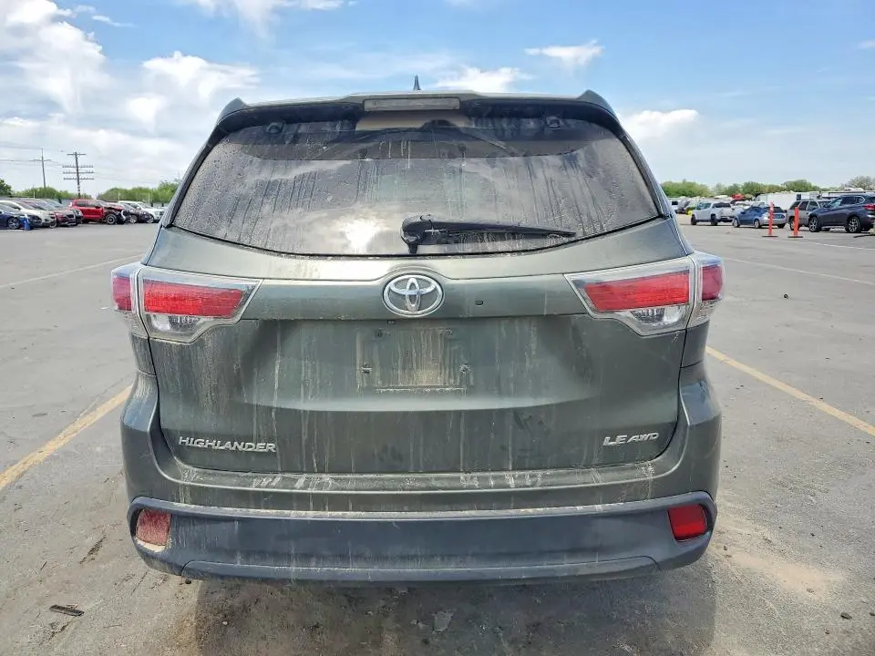 2016 TOYOTA HIGHLANDER LE PLUS  