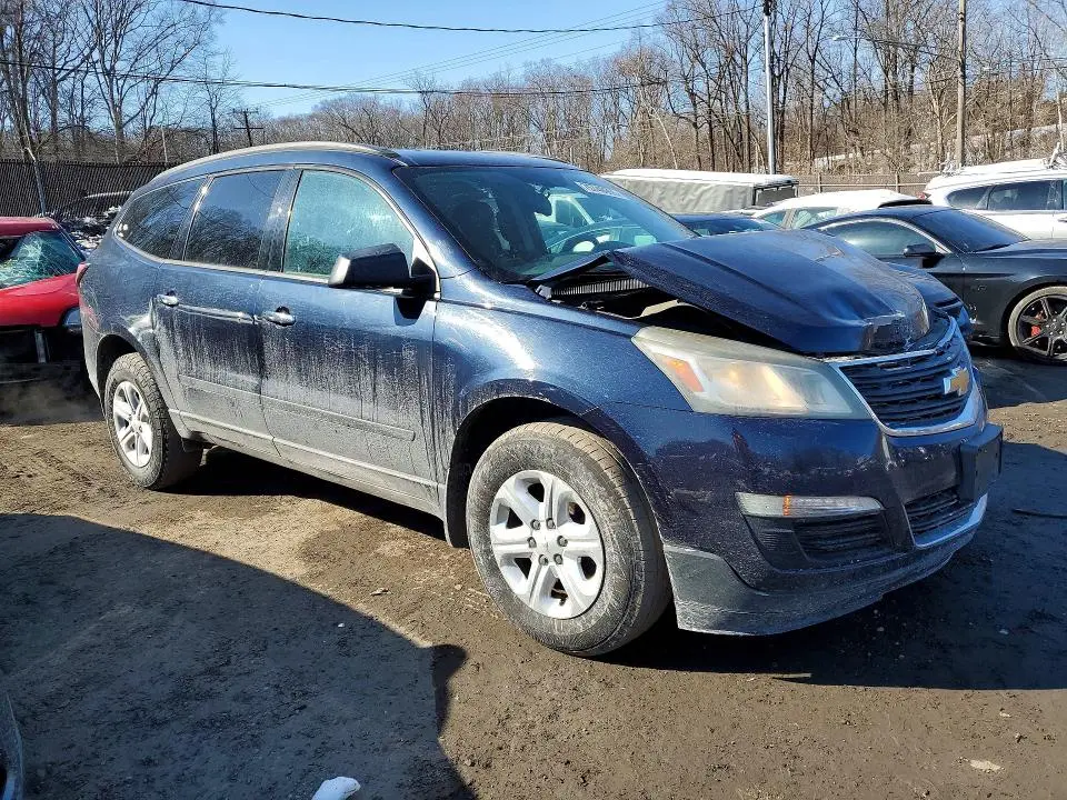 2015 CHEVROLET TRAVERSE LS  