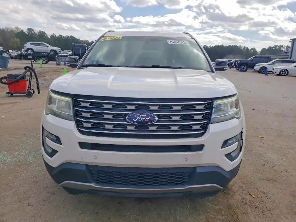 2017 FORD EXPLORER XLT  