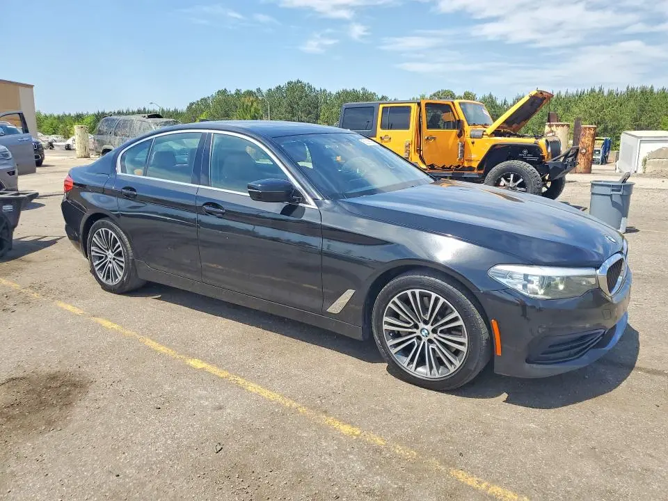 2019 BMW 530 XI  