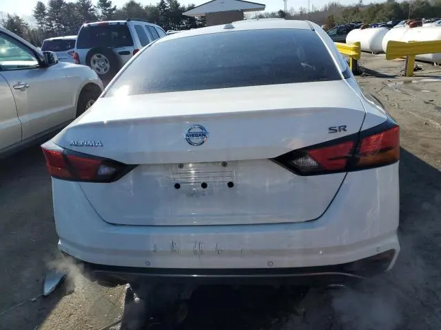 2021 NISSAN ALTIMA SR  