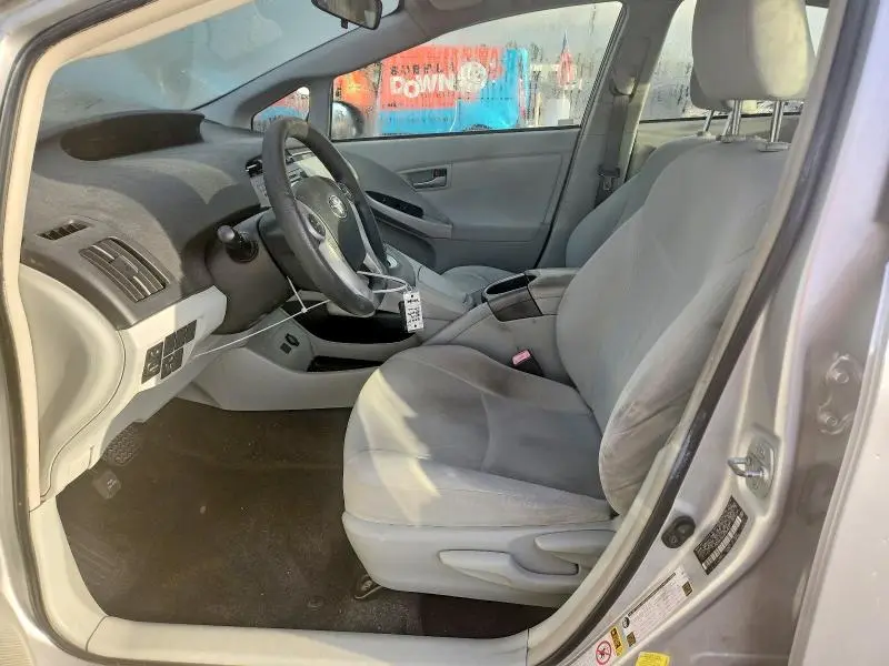 2013 TOYOTA PRIUS TWO  