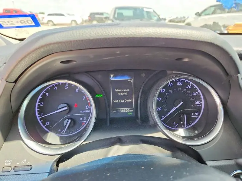 2018 TOYOTA CAMRY SE  