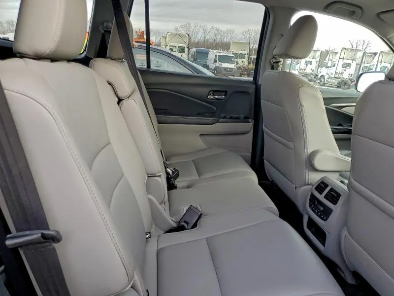 2016 HONDA PILOT EXL  