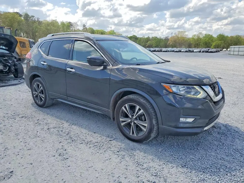 2019 NISSAN ROGUE SV  
