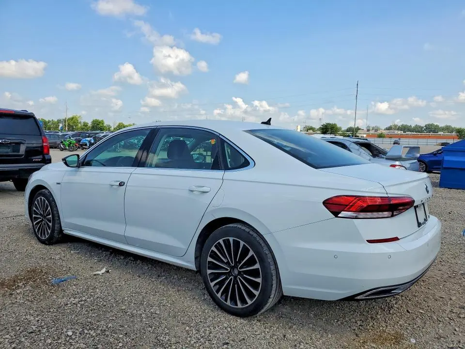 2022 VOLKSWAGEN PASSAT LIMITED EDITION  