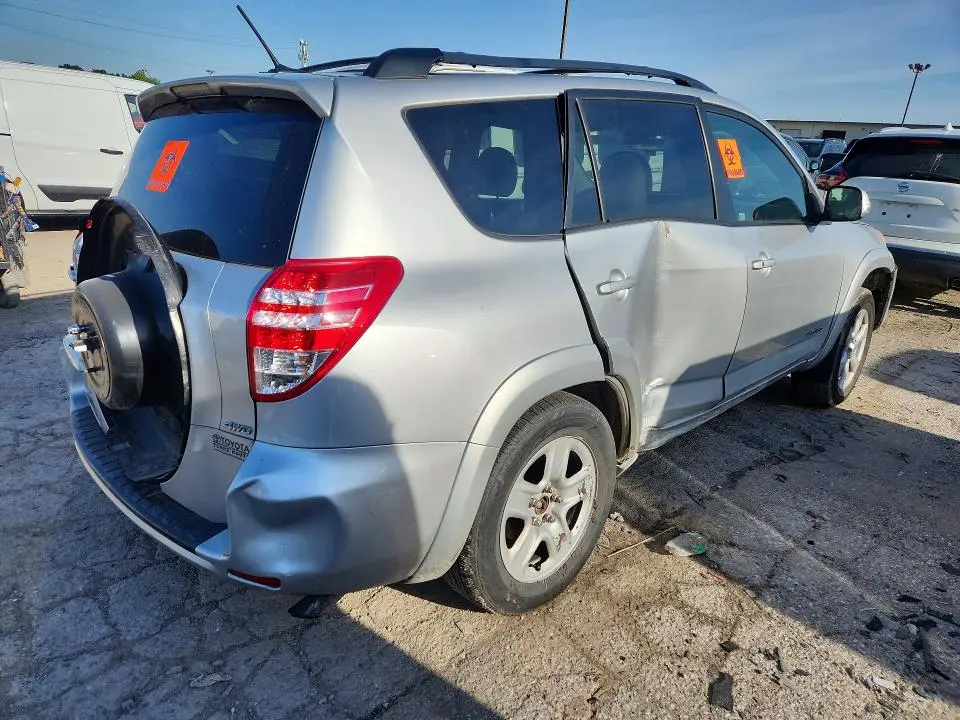 2011 TOYOTA RAV4 LIMITED  