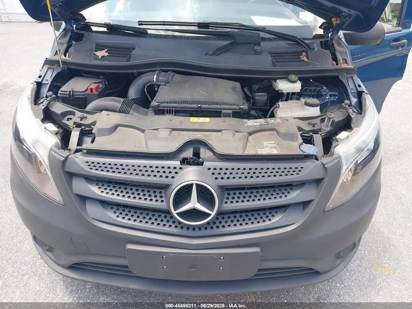 2019 MERCEDES-BENZ METRIS  
