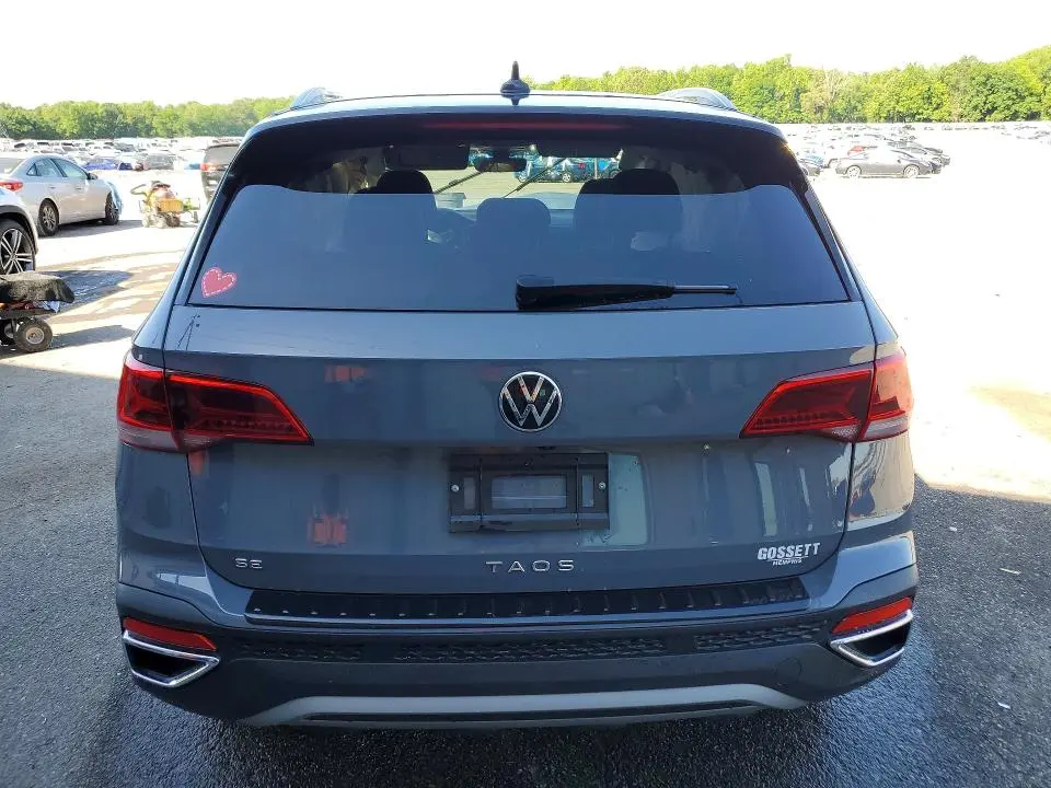 2024 VOLKSWAGEN TAOS SE  