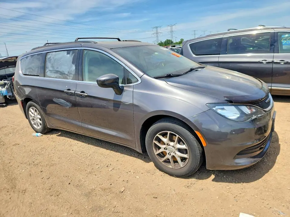 2017 CHRYSLER PACIFICA TOURING  