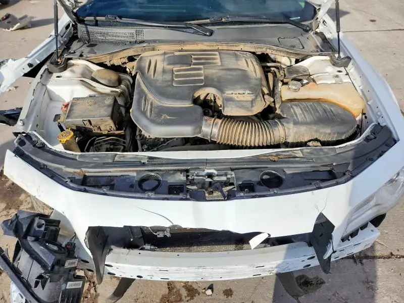 2016 CHRYSLER 300 LIMITED  