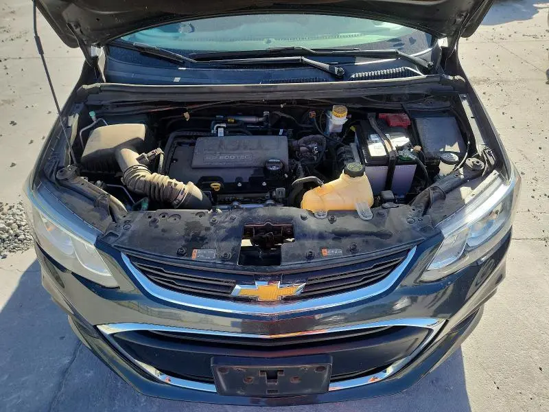 2017 CHEVROLET SONIC LT  