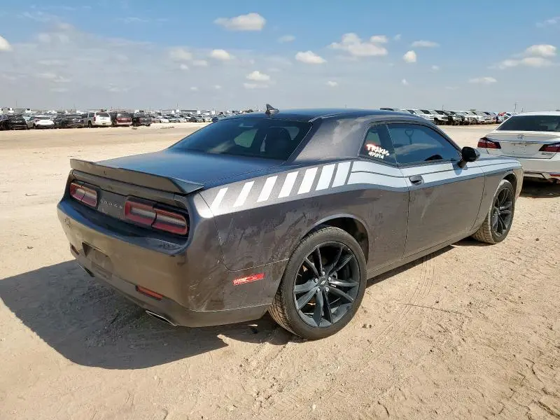 2018 DODGE CHALLENGER SXT  