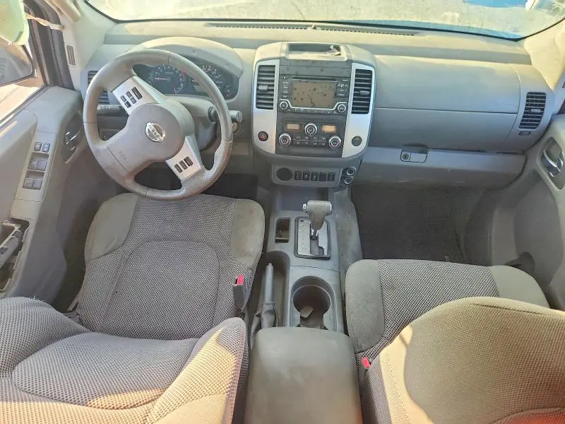 2015 NISSAN FRONTIER S  