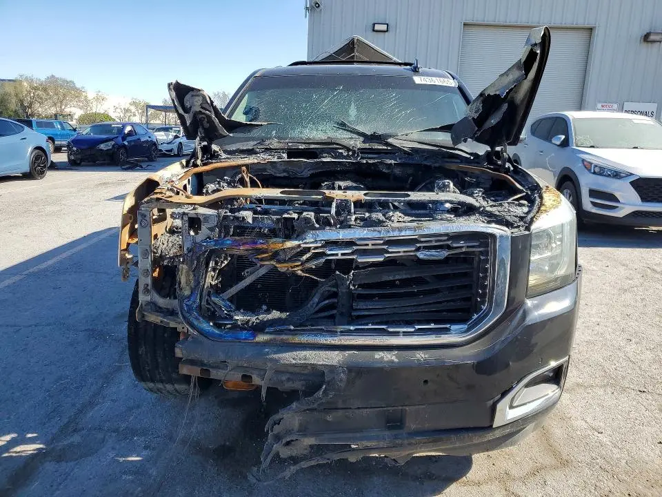 2020 GMC YUKON XL DENALI  