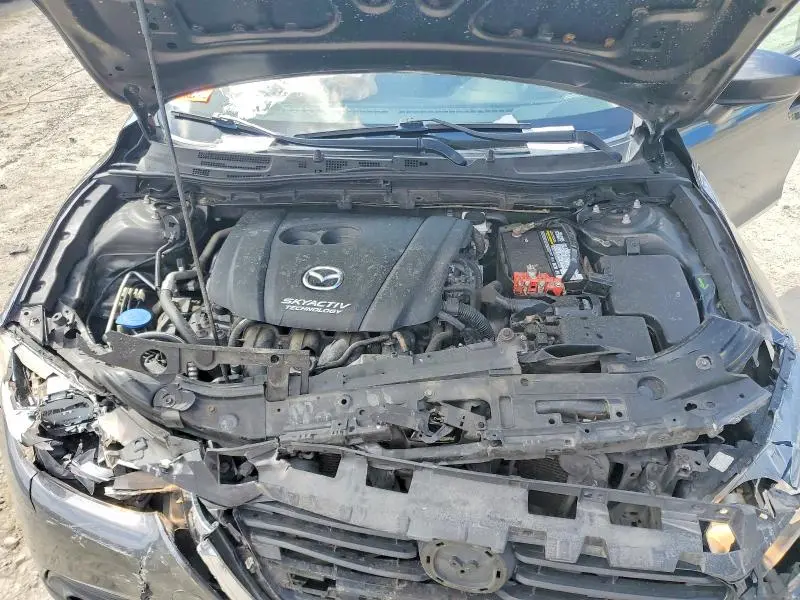 2018 MAZDA 3 TOURING  