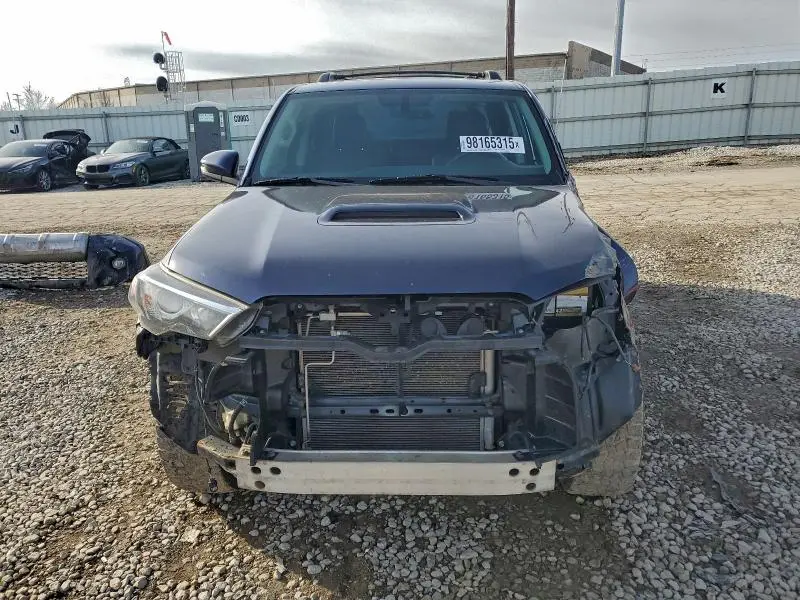 2019 TOYOTA 4RUNNER SR5/SR5 PREMIUM  