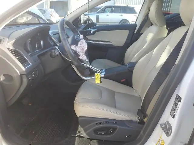 2017 VOLVO XC60 T6 INSCRIPTION  