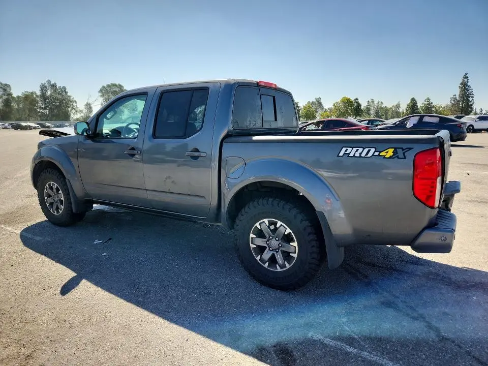 2016 NISSAN FRONTIER PRO-4X  