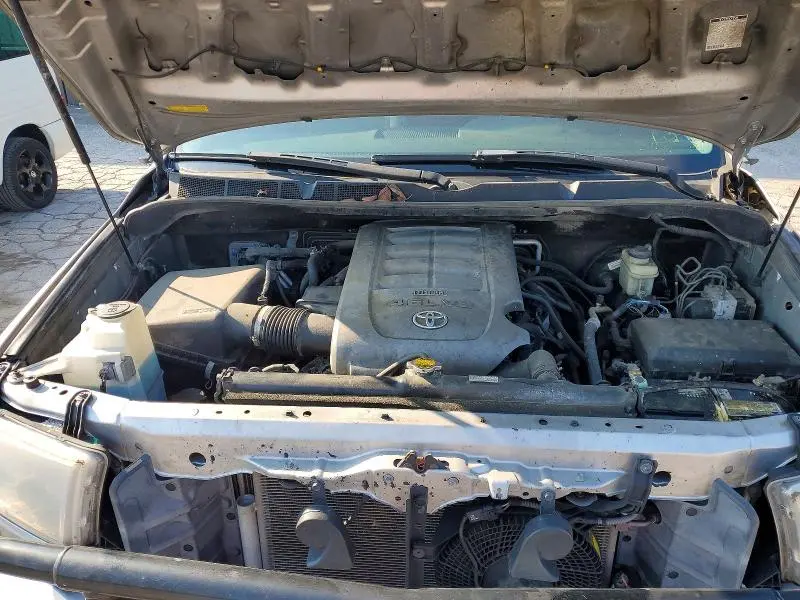 2010 TOYOTA SEQUOIA SR5  