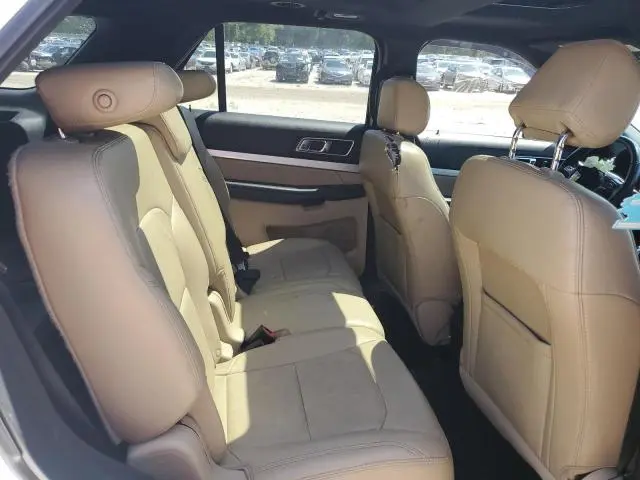 2017 FORD EXPLORER XLT  