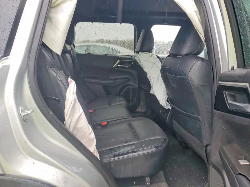 2024 MITSUBISHI OUTLANDER SEL  