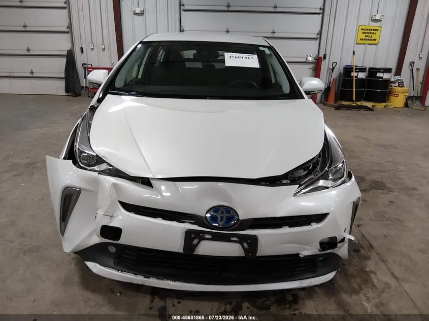 2021 TOYOTA PRIUS LE AWD-E