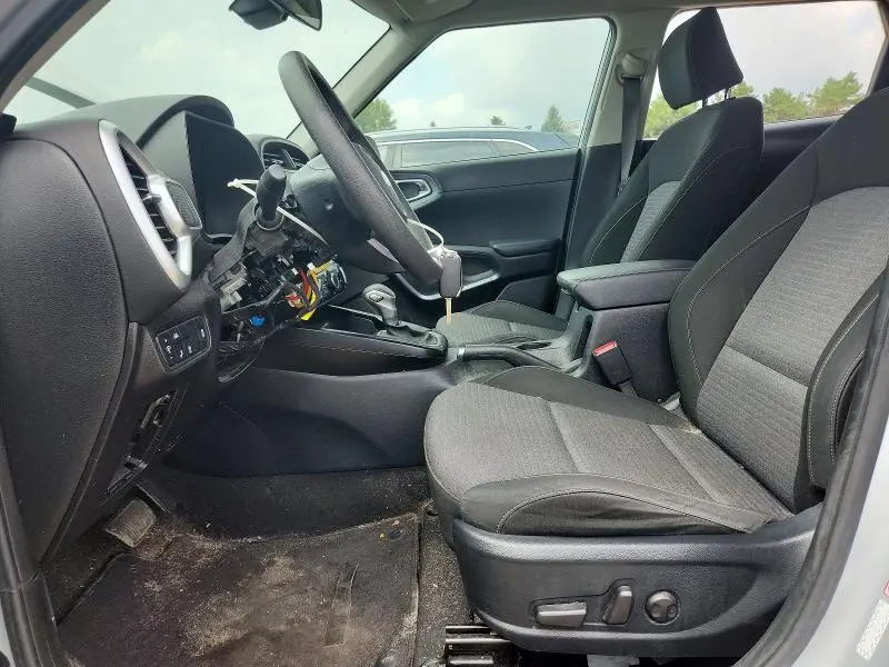 2021 KIA SOUL S  