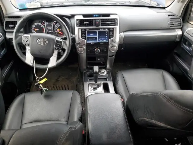 2023 TOYOTA 4RUNNER SE
