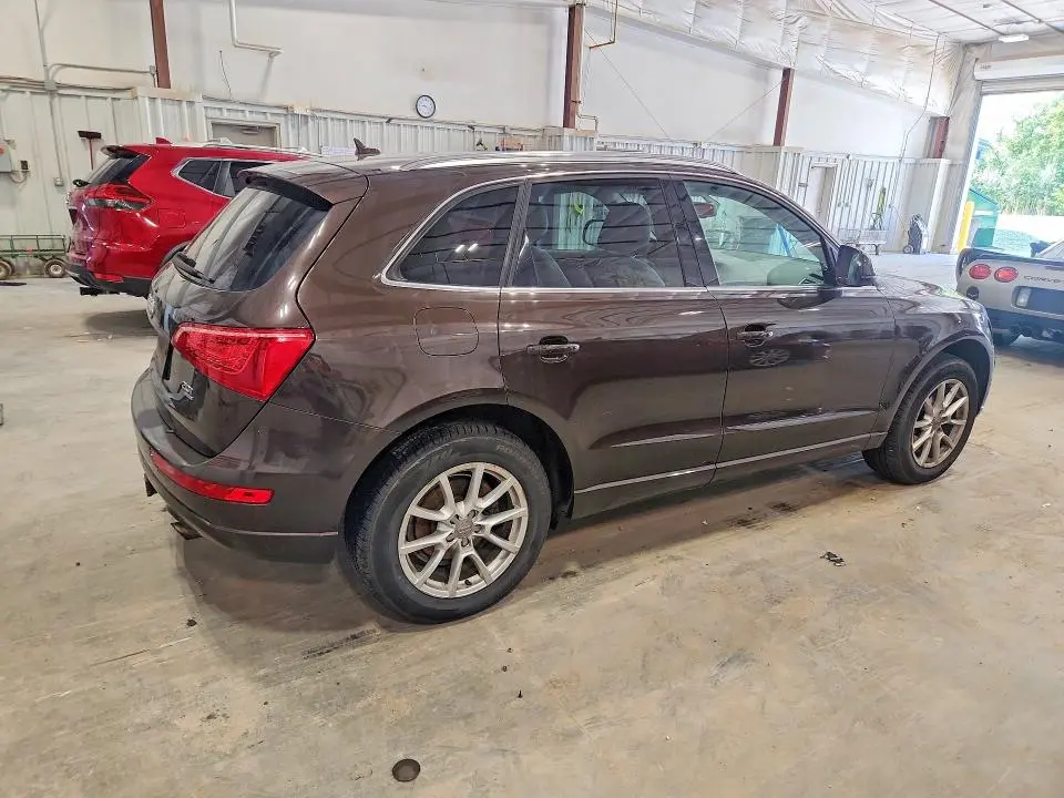 2011 AUDI Q5 PREMIUM PLUS  