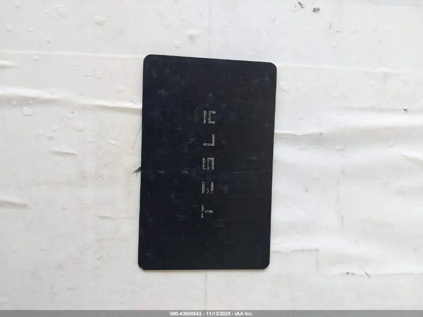 2024 TESLA MODEL Y LONG RANGE DUAL MOTOR ALL-WHEEL DRIVE/RWD