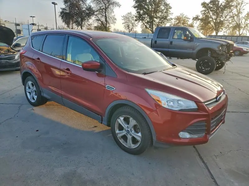 2014 FORD ESCAPE SE  