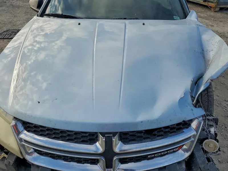2013 DODGE AVENGER SE  