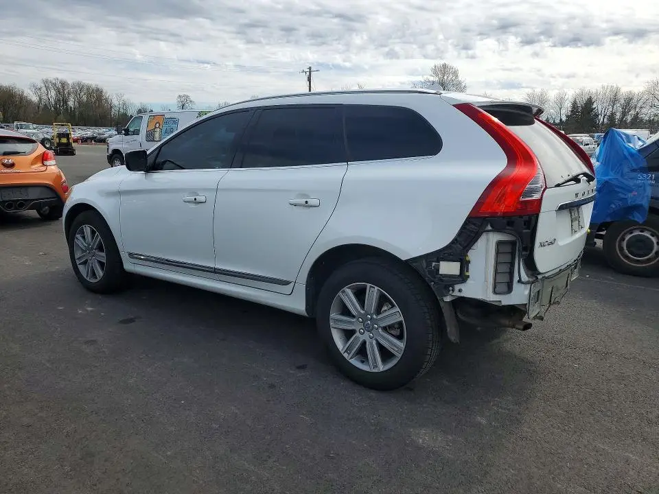 2017 VOLVO XC60 T5 INSCRIPTION  